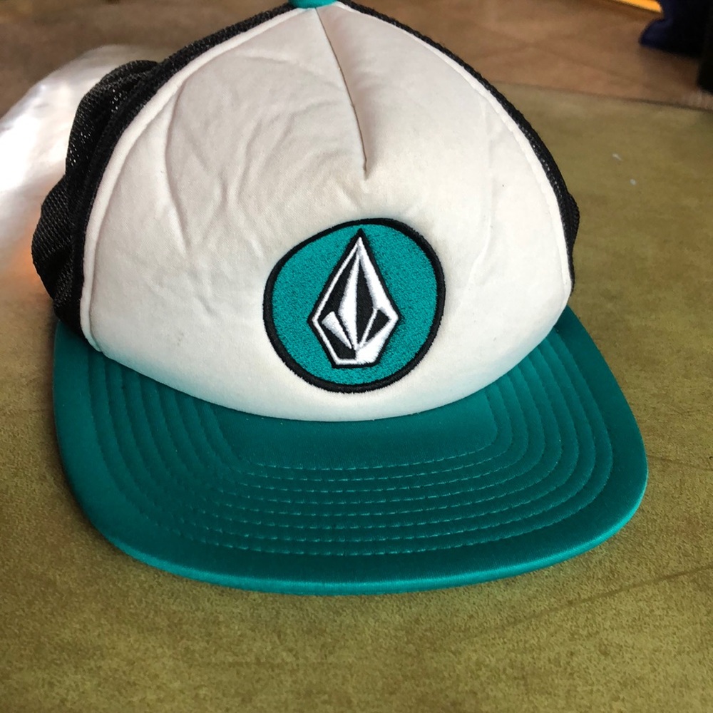 😎 Host Pick!!! 🔥 Volcom Stone hat